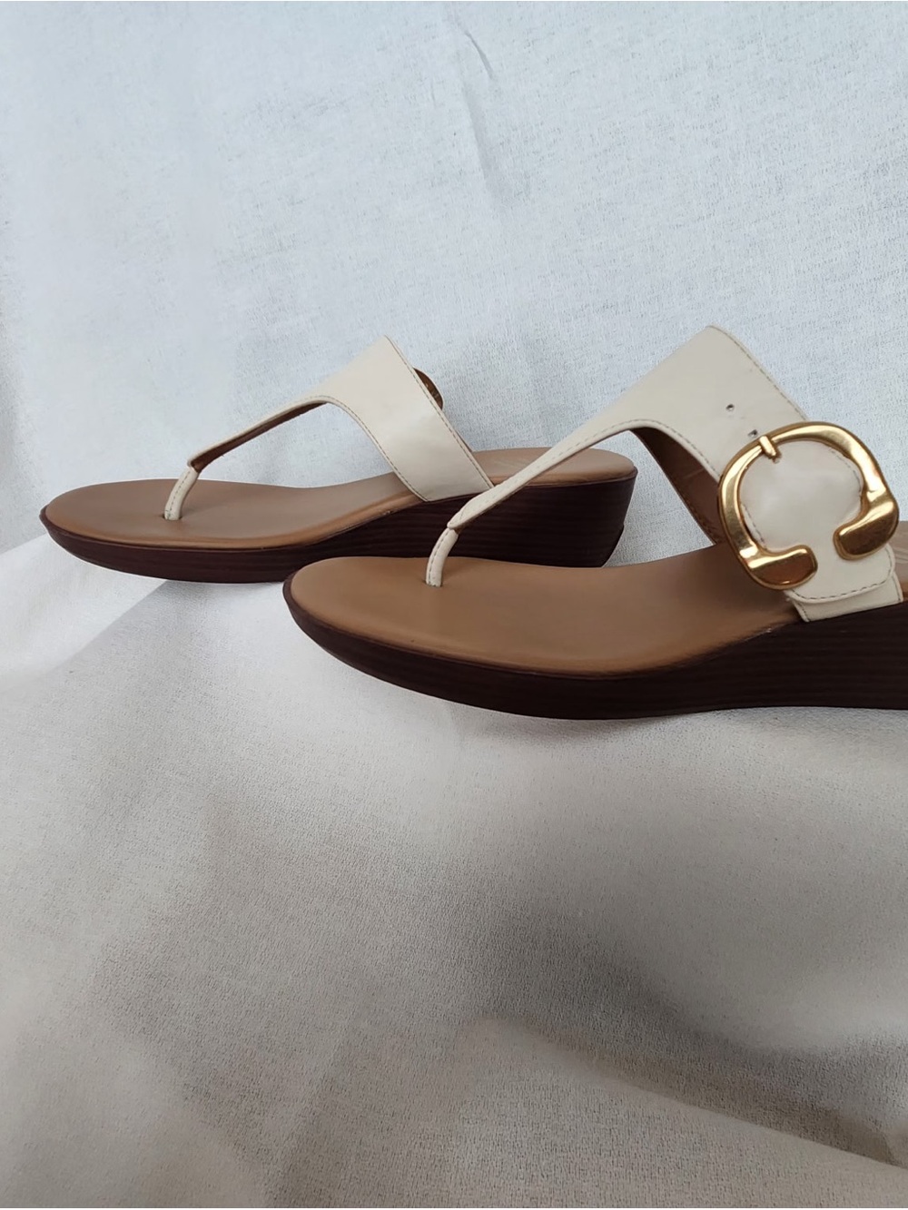 AEROSOLES Cream Wedge Thong Sandals with Gold Buckle